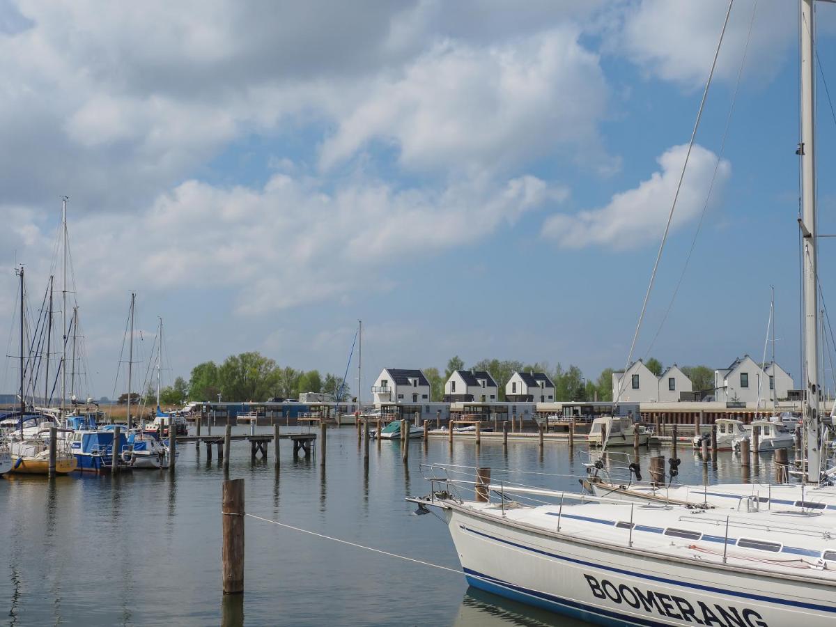 Hausboote Mitten Im Naturschutzgebiet Auf Usedom Vila Peenemunde Exterior foto