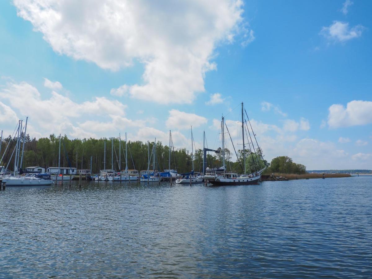 Hausboote Mitten Im Naturschutzgebiet Auf Usedom Vila Peenemunde Exterior foto