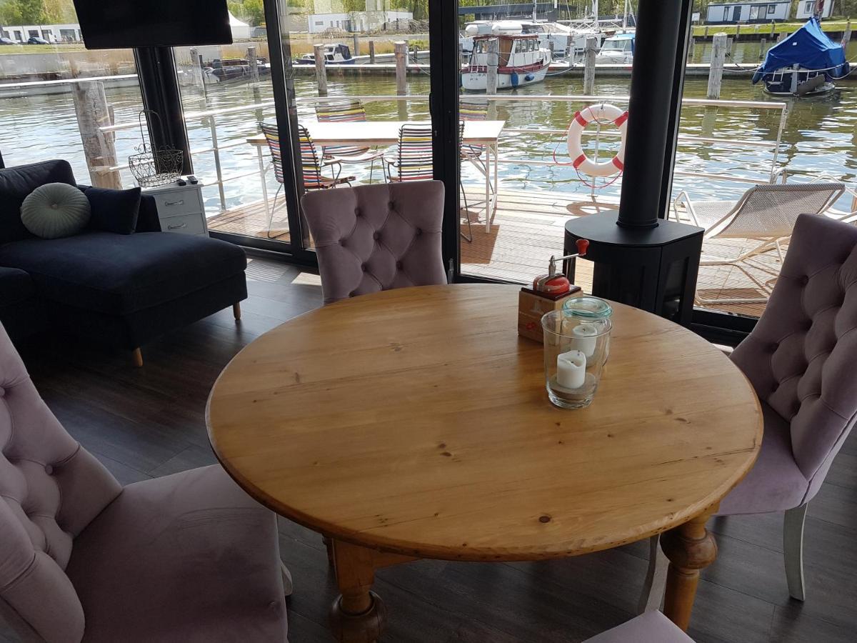 Hausboote Mitten Im Naturschutzgebiet Auf Usedom Vila Peenemunde Exterior foto